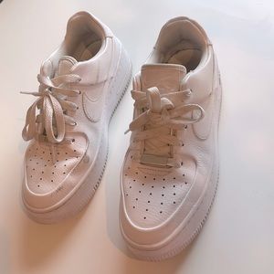 Nike Air Force 1 low sage white